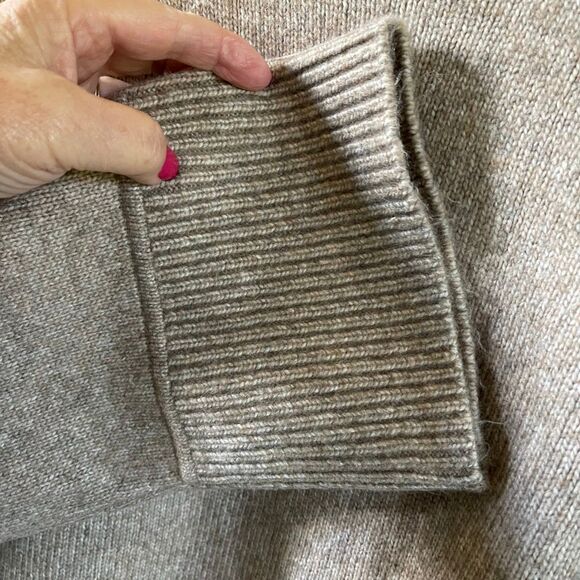 NWT Rachel Zoe size XL taupe boxy relaxed for straight hem. - Picture 4 of 10